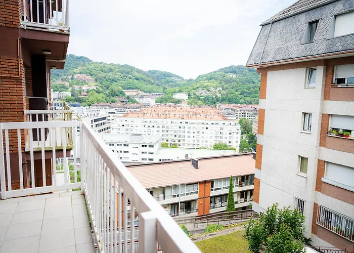 Ondarreta Beach Apartment