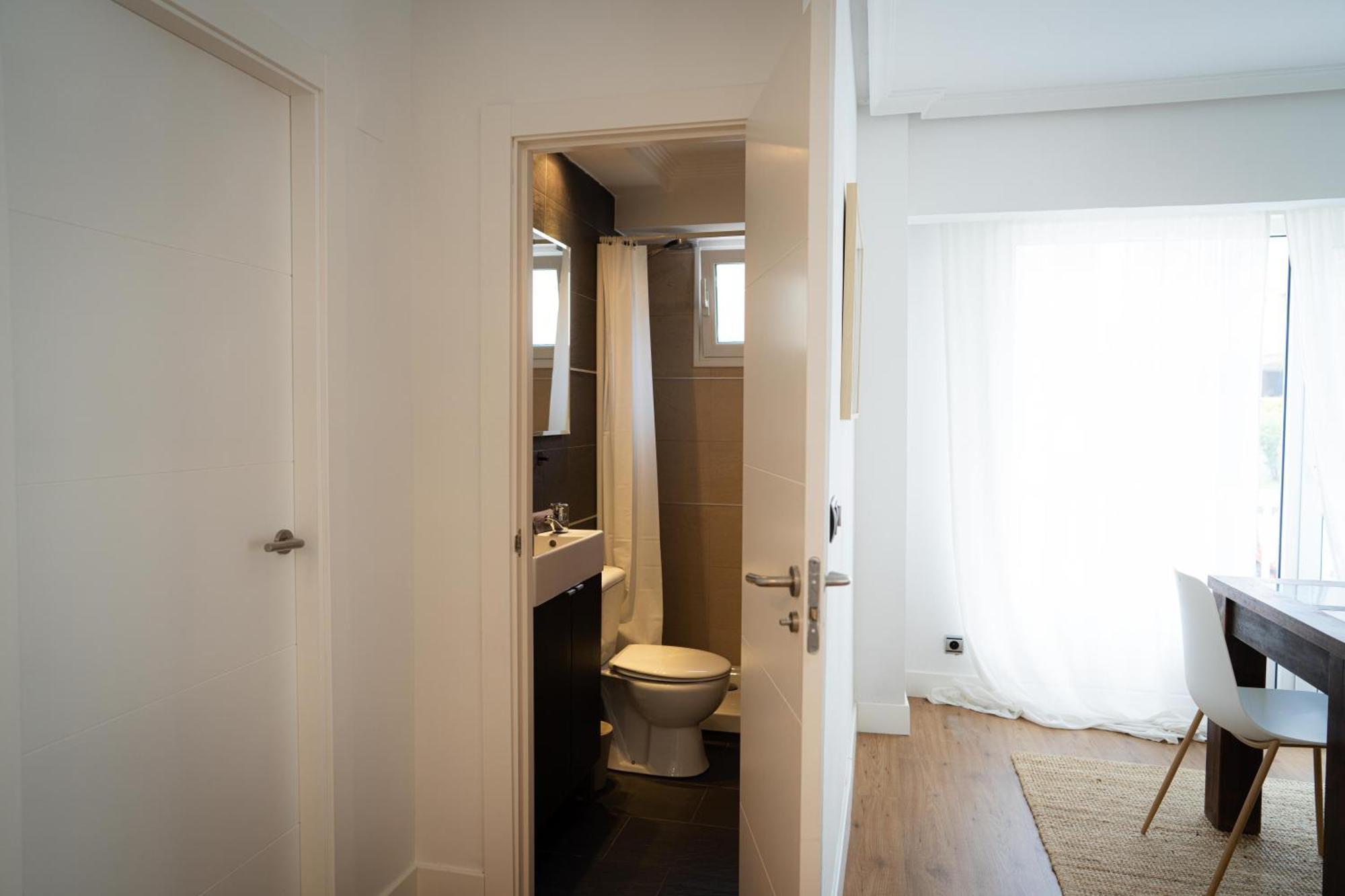 Ondarreta Apartment